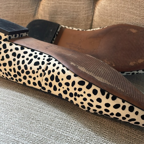 SOLD!!!VIONIC flats size 10, EUC! - Picture 9 of 10